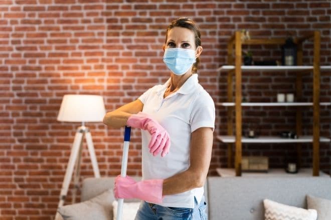 Trabajadora de la limpieza